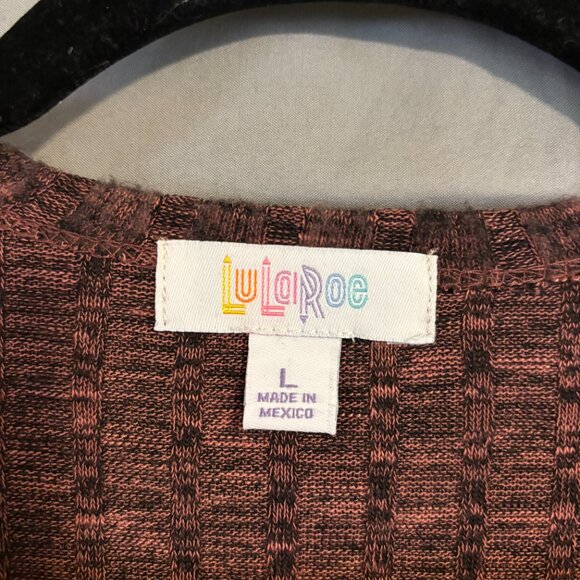 💖 NEW LOWER PRICE 💖~
LulaRoe Sarah - Picture 4 of 6